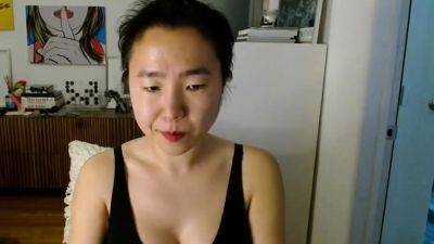 Asian MILF Sucks Big Cock And Jerks Out Cum - drtuber - Japan